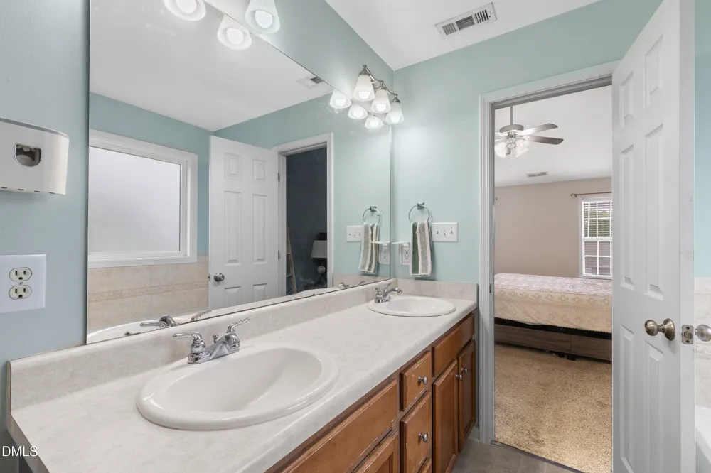 185 Snowberry Lane Smithfield, NC 27577