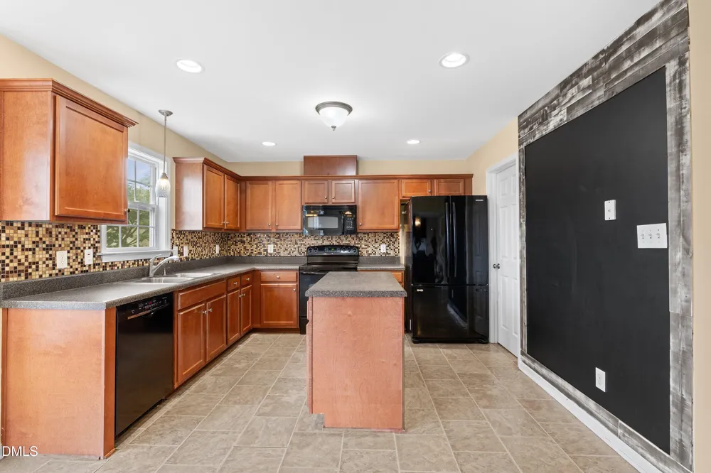 185 Snowberry Lane Smithfield, NC 27577