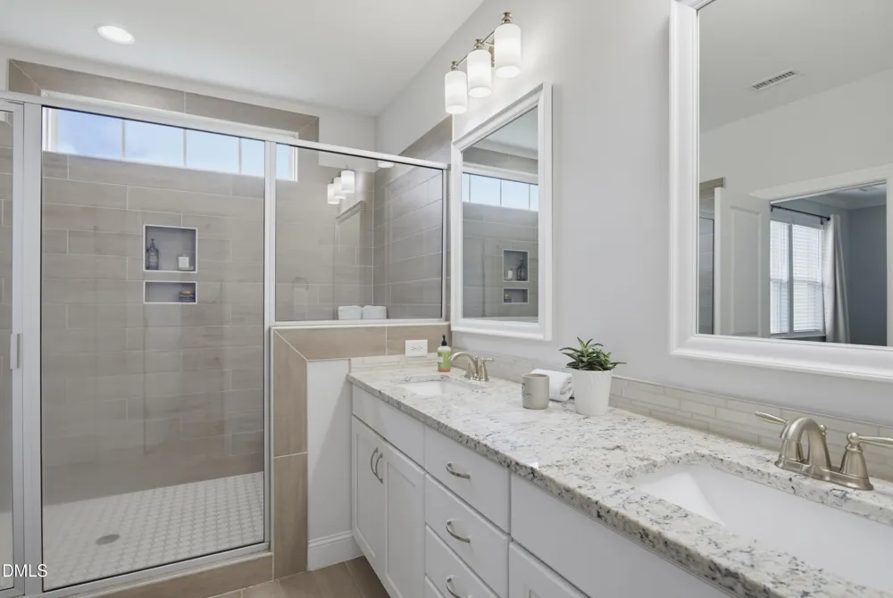 2821 Oxford Bluff Drive Wake Forest, NC 27587