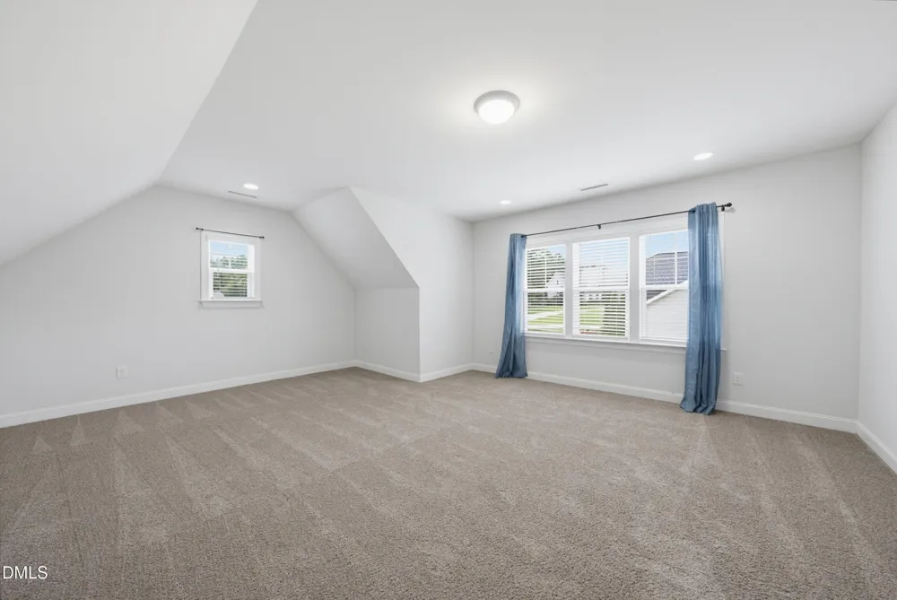 2821 Oxford Bluff Drive Wake Forest, NC 27587