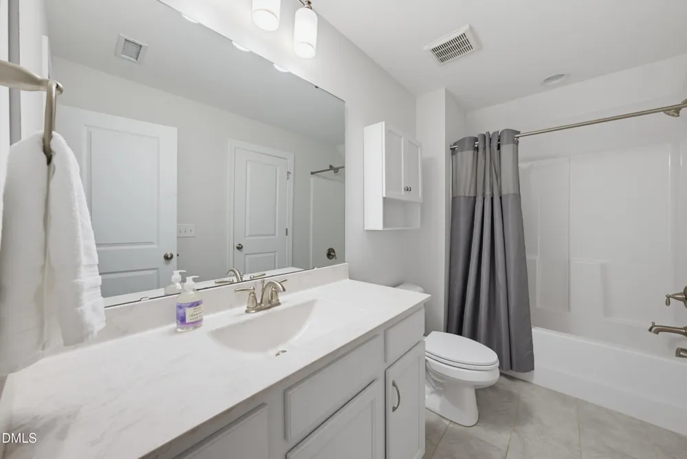 2821 Oxford Bluff Drive Wake Forest, NC 27587