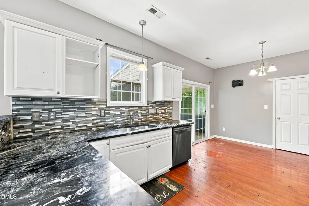 30 Hunters Way Angier, NC 27501
