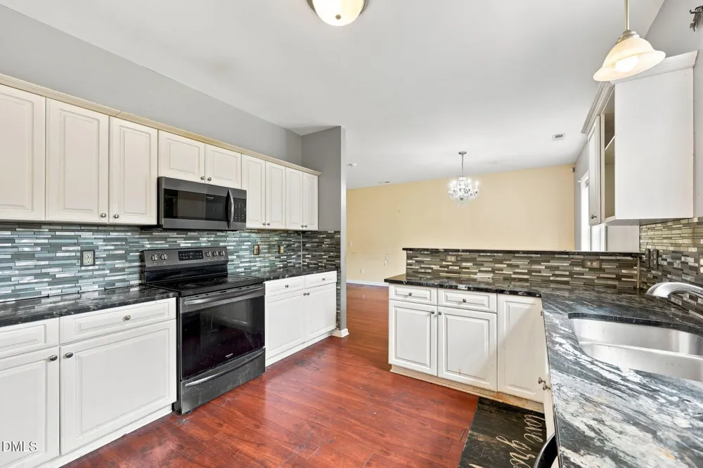 30 Hunters Way Angier, NC 27501
