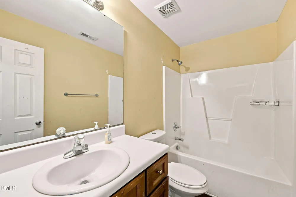 30 Hunters Way Angier, NC 27501