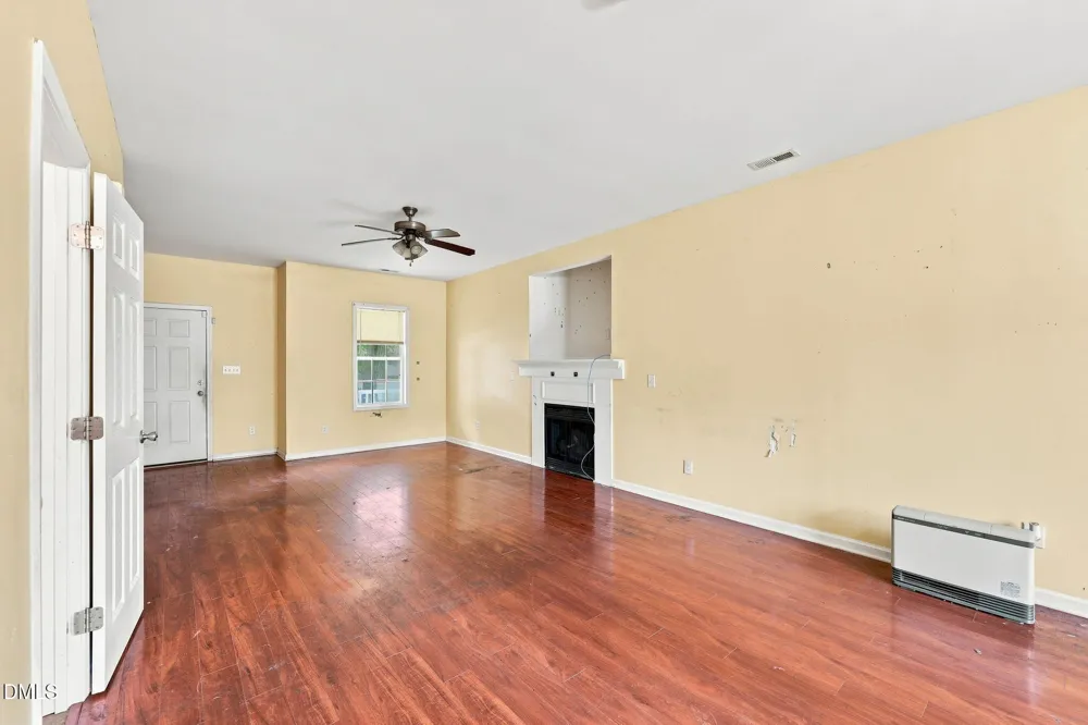 30 Hunters Way Angier, NC 27501