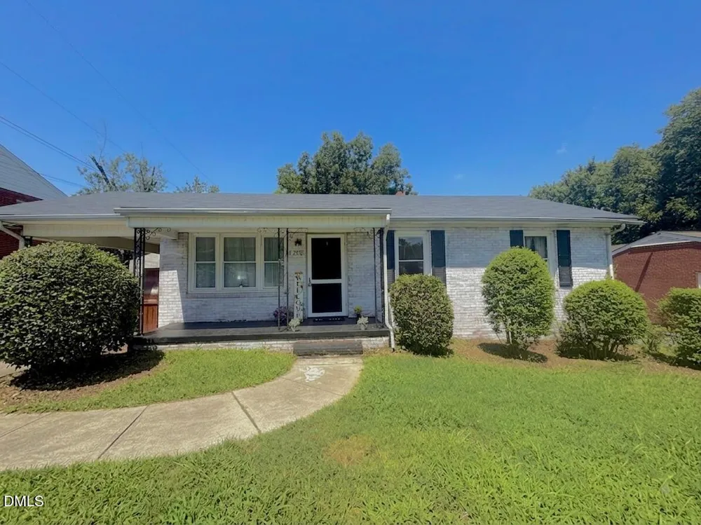 1208 Wallace Street Burlington, NC 27217
