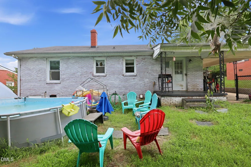 1208 Wallace Street Burlington, NC 27217