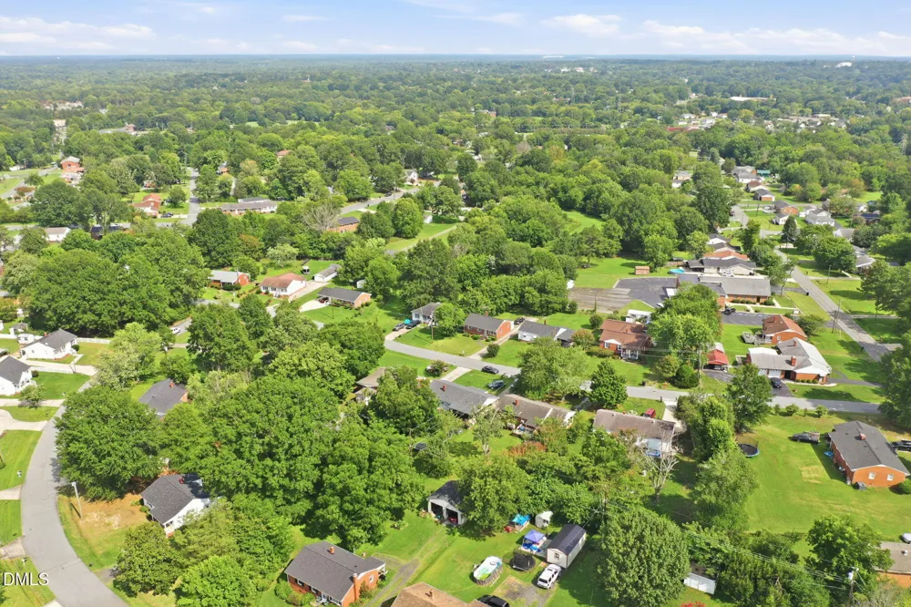 1208 Wallace Street Burlington, NC 27217