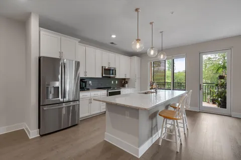 105 Chatham Walk Lane #207