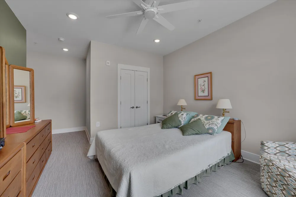 105 Chatham Walk Lane #207 Cary, NC 27511