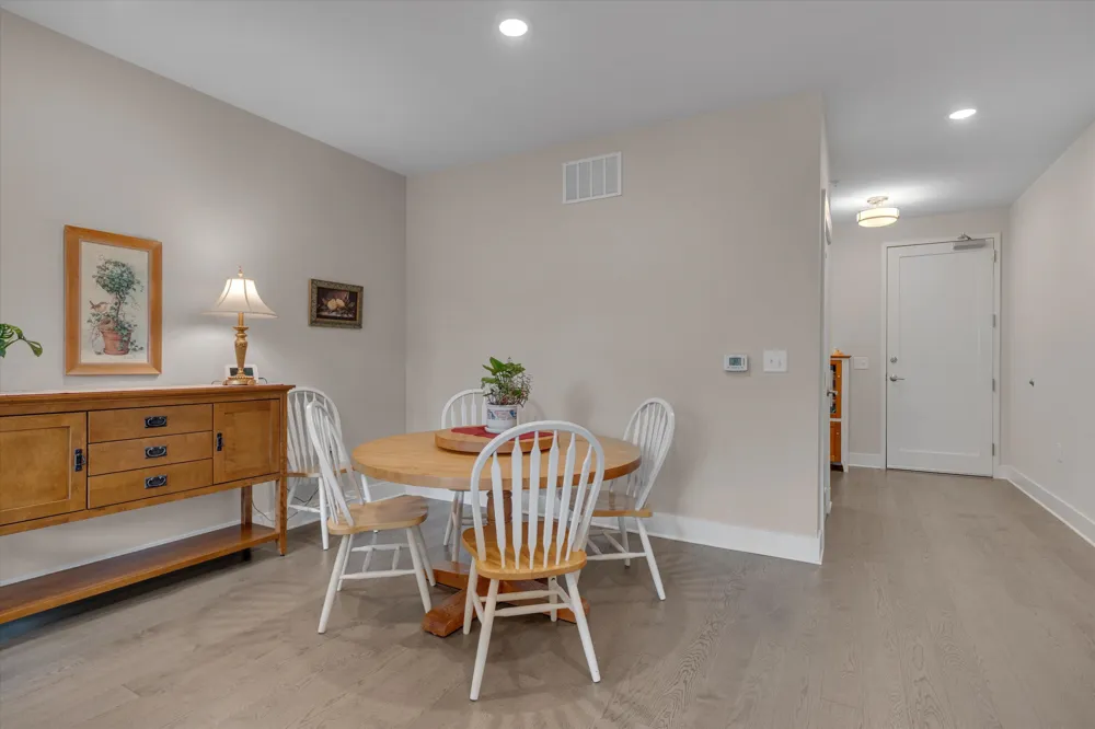 105 Chatham Walk Lane #207 Cary, NC 27511