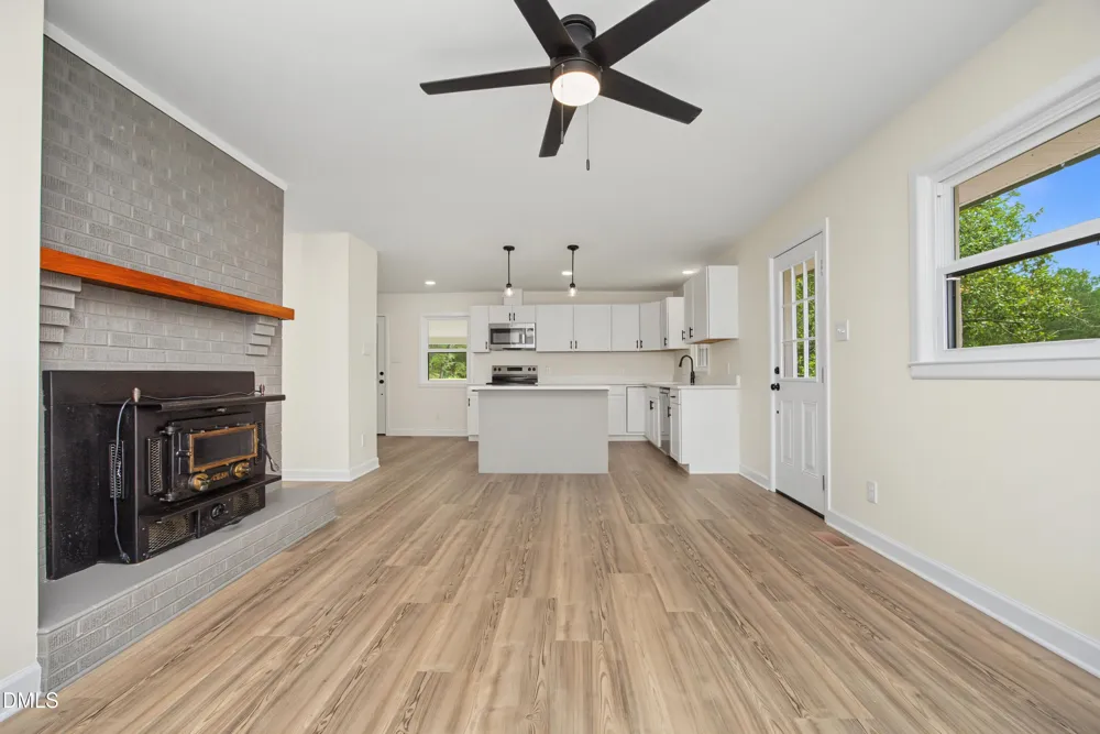 7962 Sylvan Road Liberty, NC 27298