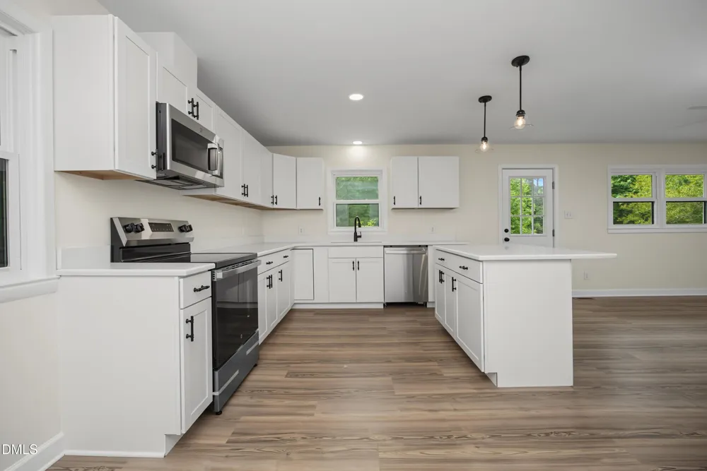 7962 Sylvan Road Liberty, NC 27298