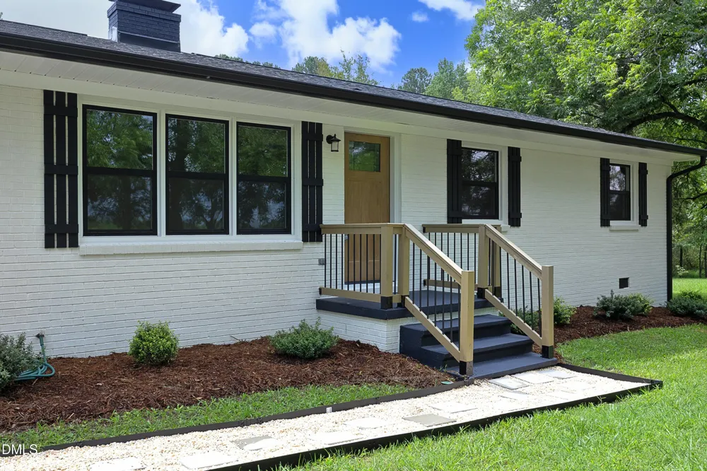 7962 Sylvan Road Liberty, NC 27298
