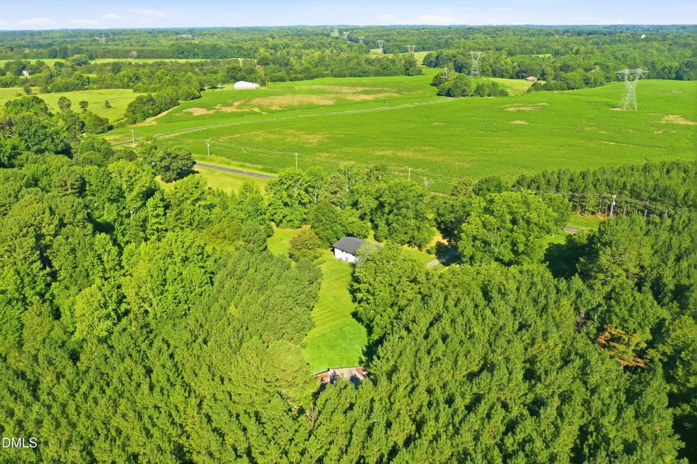 7962 Sylvan Road Liberty, NC 27298