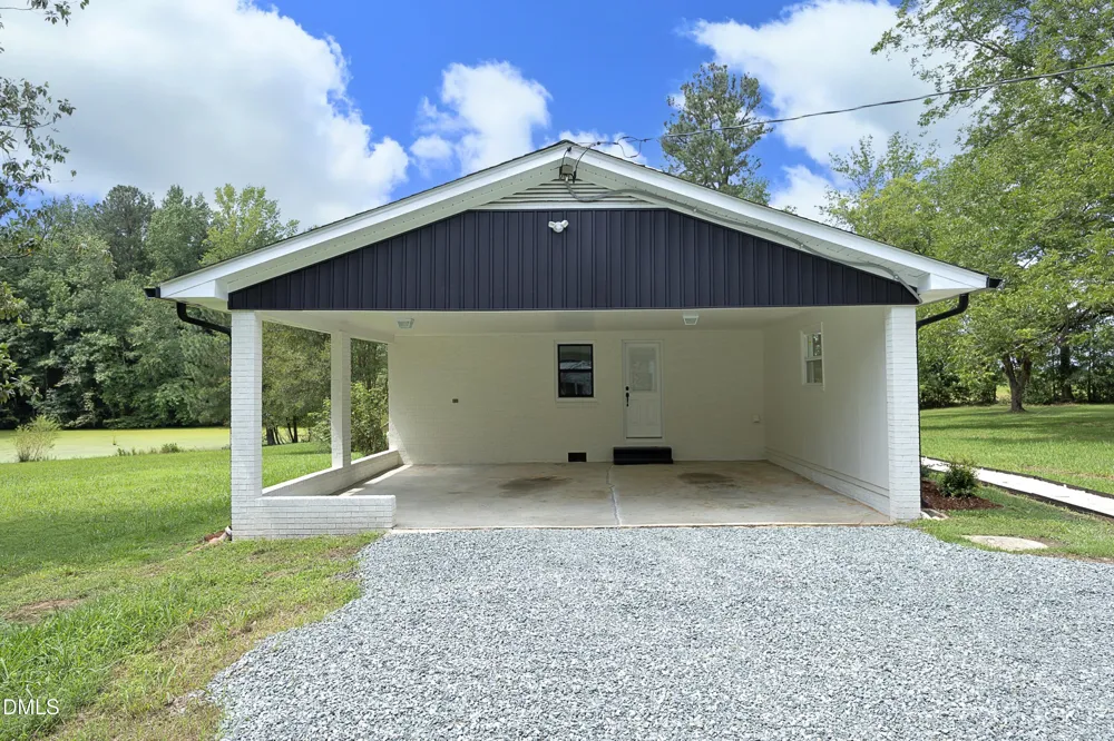 7962 Sylvan Road Liberty, NC 27298