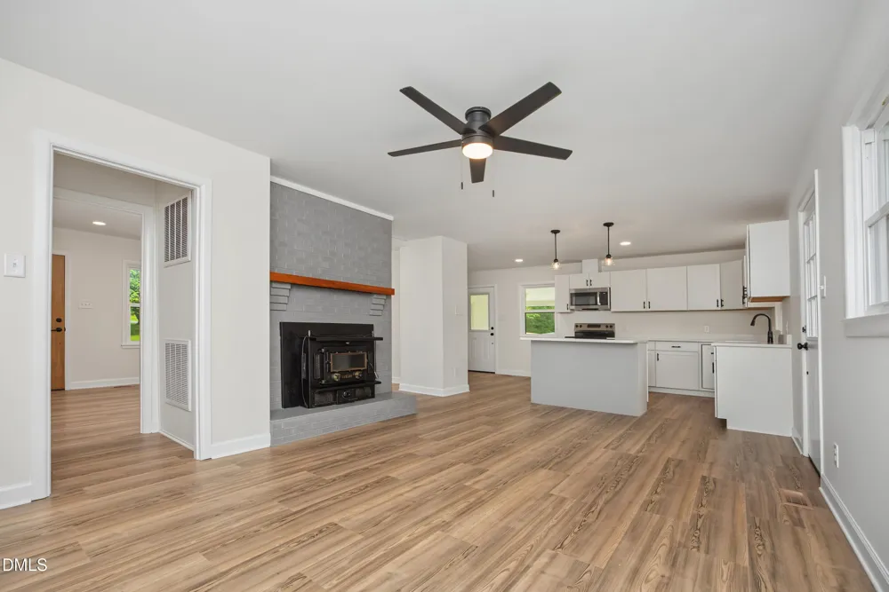 7962 Sylvan Road Liberty, NC 27298