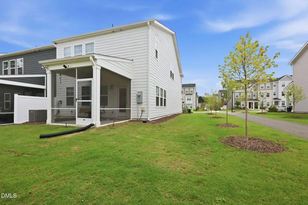 1716 Barrett Run Trail Apex, NC 27502