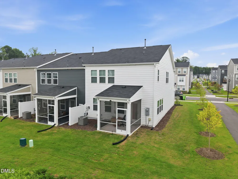 1716 Barrett Run Trail Apex, NC 27502