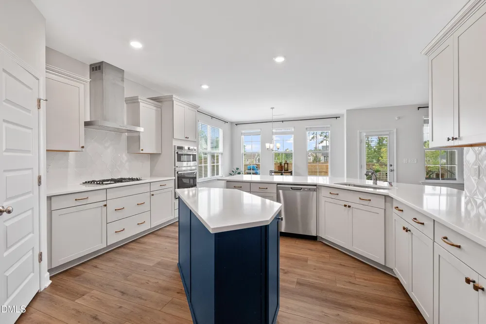 1012 Whispering Creek Court Knightdale, NC 27545