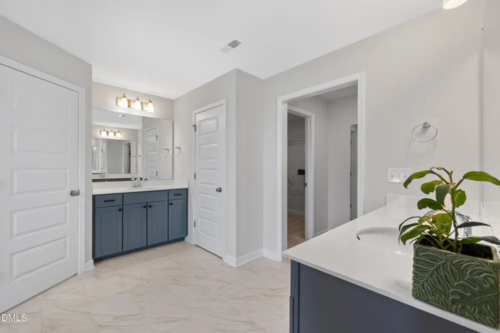 1012 Whispering Creek Court Knightdale, NC 27545