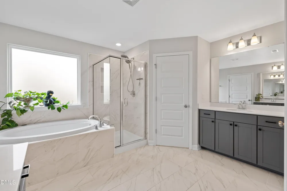 1012 Whispering Creek Court Knightdale, NC 27545