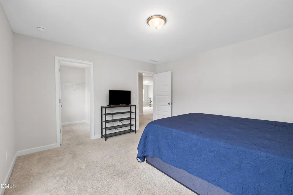 1012 Whispering Creek Court Knightdale, NC 27545