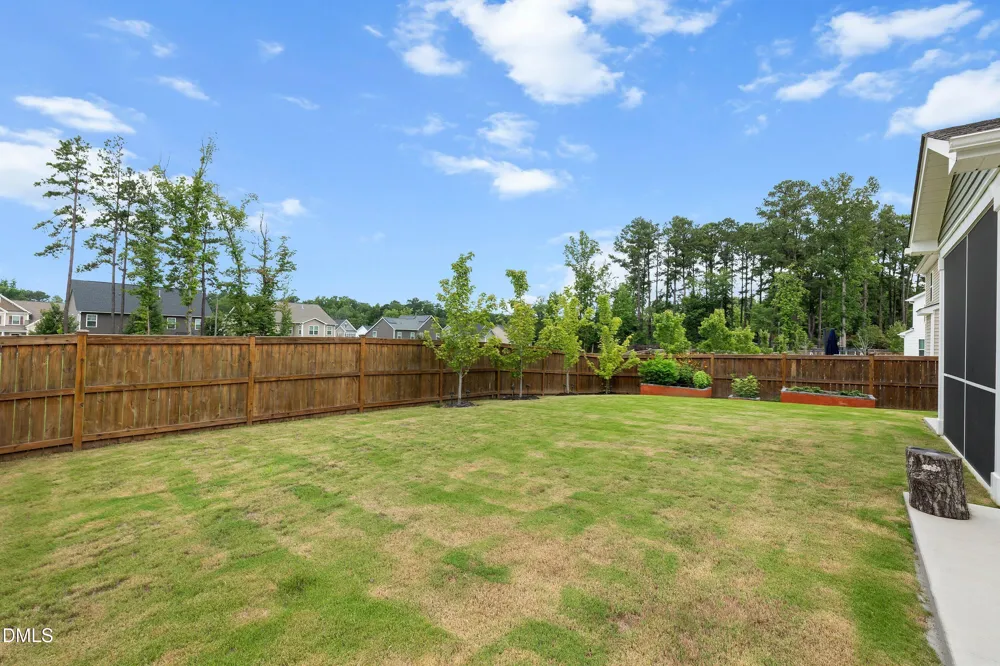 1012 Whispering Creek Court Knightdale, NC 27545