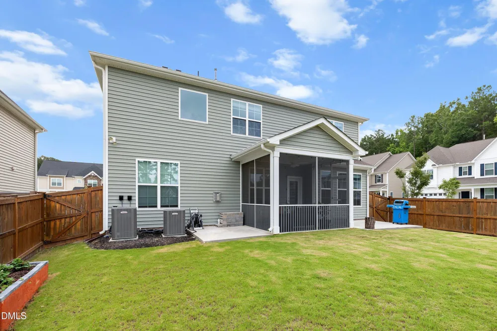1012 Whispering Creek Court Knightdale, NC 27545