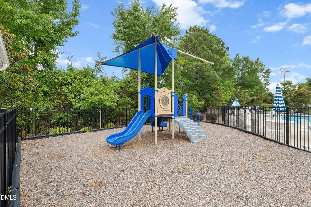 1012 Whispering Creek Court Knightdale, NC 27545