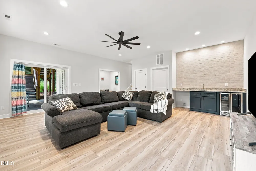 683 Sagamore Drive Louisburg, NC 27549