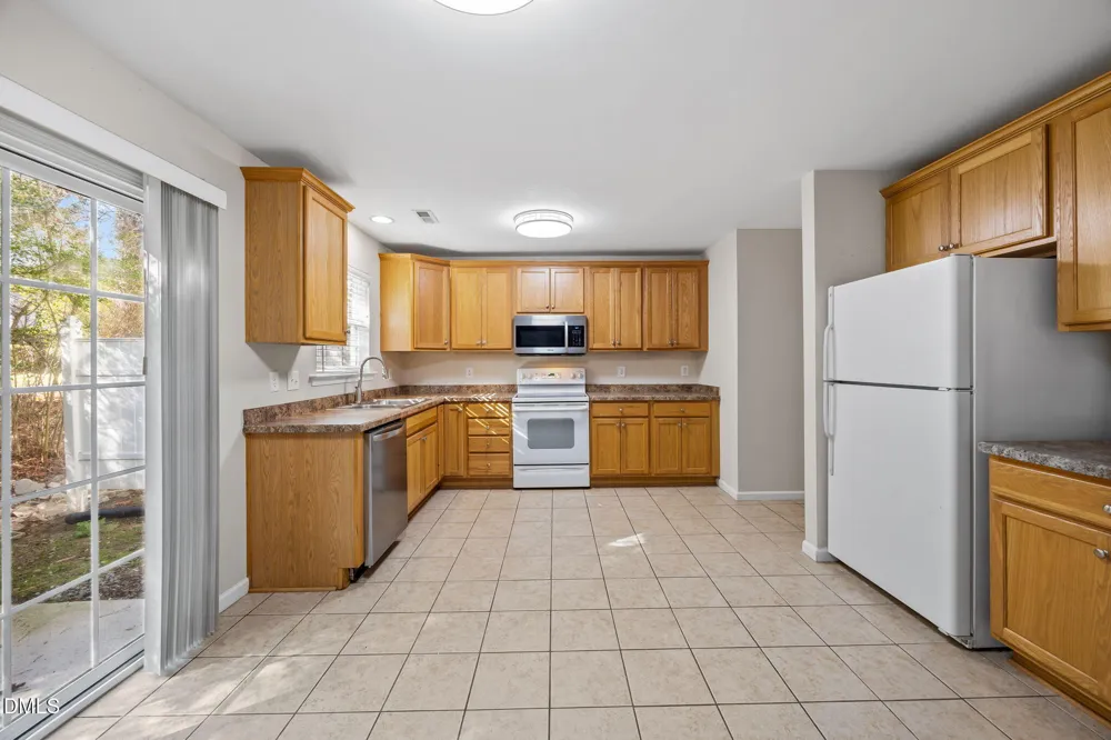 1327 Legacy Greene Avenue Wake Forest, NC 27587