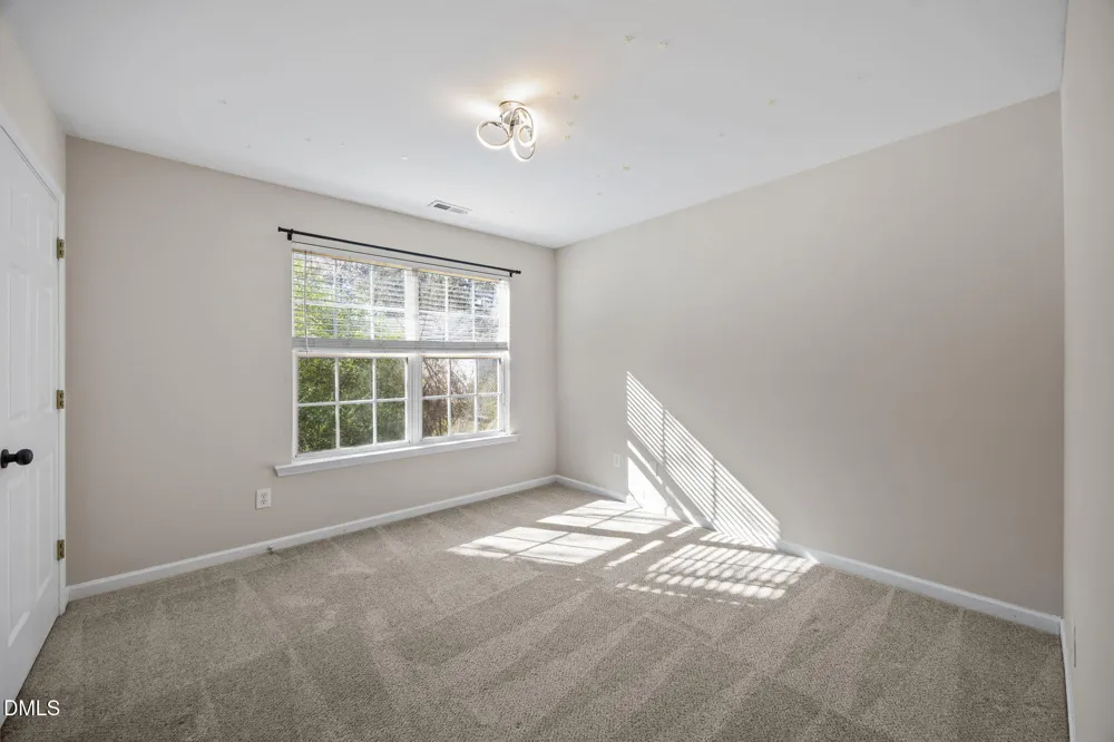 1327 Legacy Greene Avenue Wake Forest, NC 27587