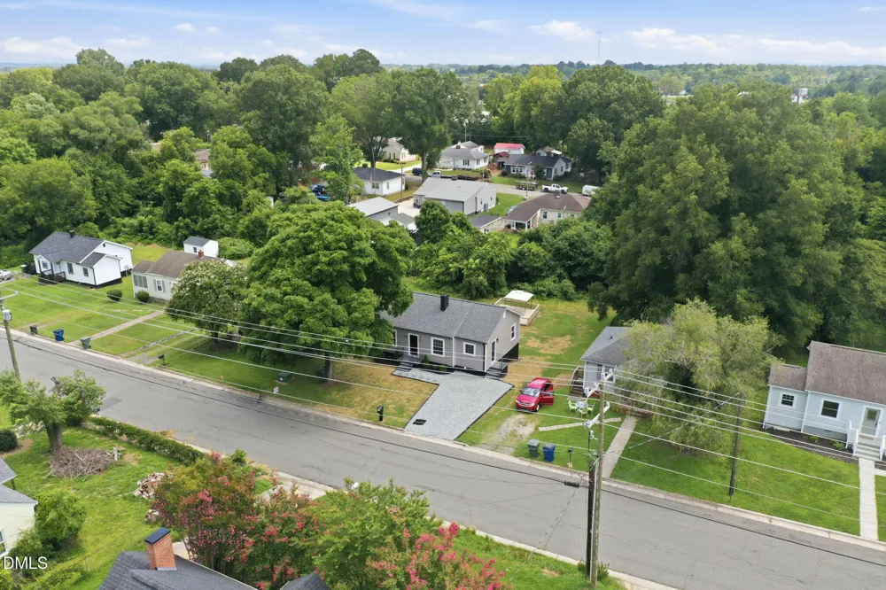 402 W Gilbreath Street Graham, NC 27253