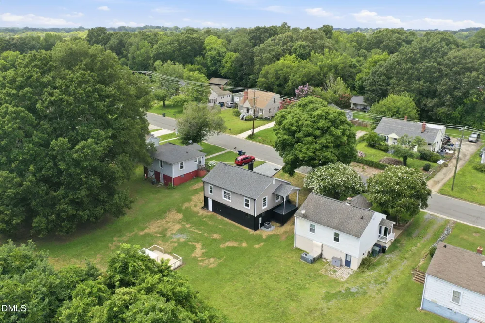 402 W Gilbreath Street Graham, NC 27253