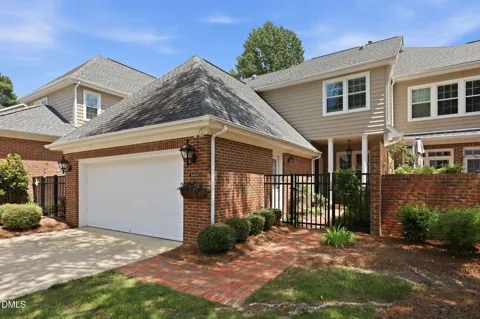3409 Sir Colleton Court