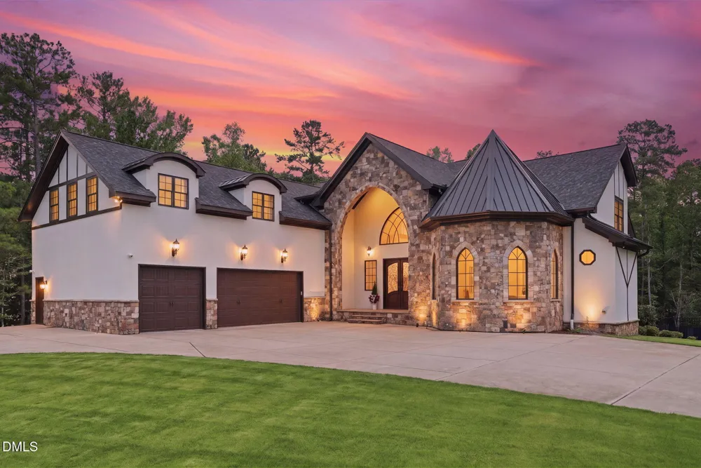 222 American Court Apex, NC 27523