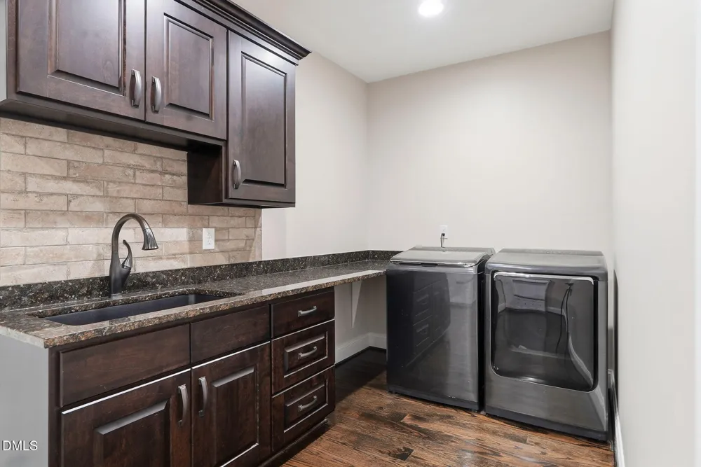 222 American Court Apex, NC 27523