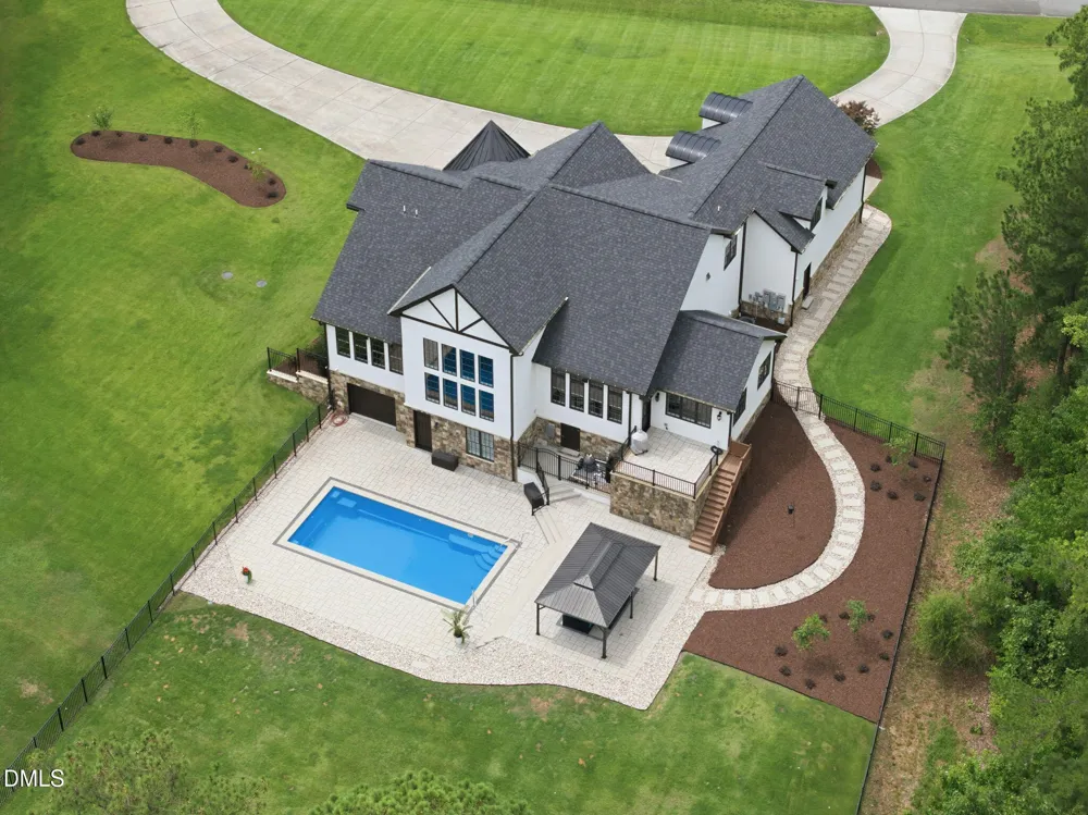 222 American Court Apex, NC 27523