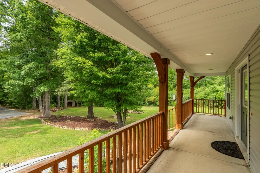 387 Hanks Chapel Road Pittsboro, NC 27312