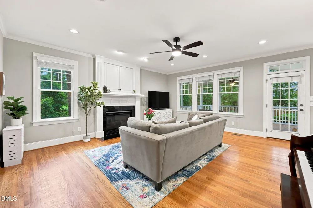 1817 Old College Circle Wake Forest, NC 27587