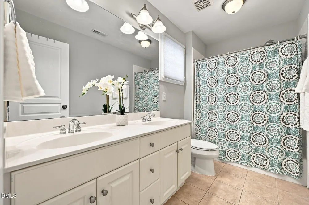 1817 Old College Circle Wake Forest, NC 27587
