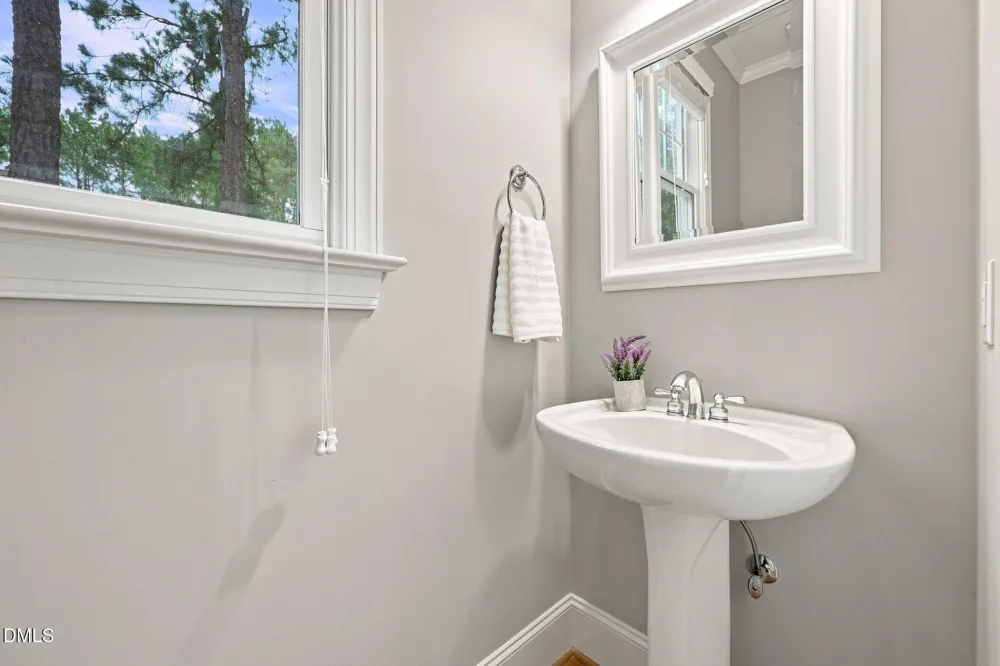 1817 Old College Circle Wake Forest, NC 27587