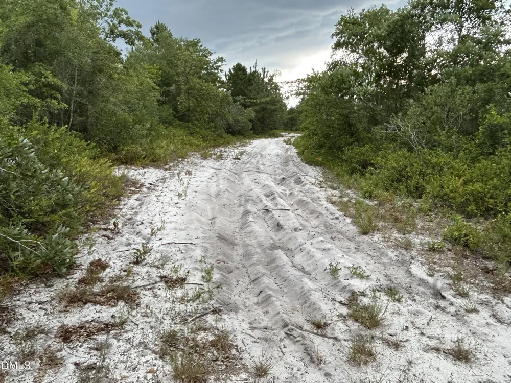 0000 Autrytown Road Elizabethtown, NC 28337