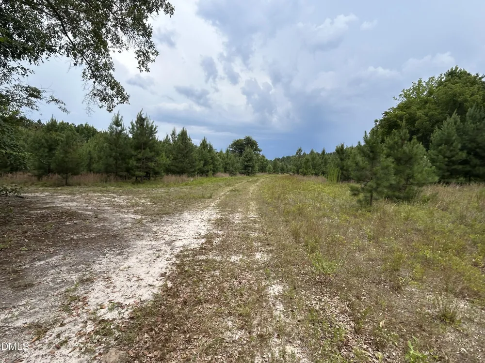 0000 Autrytown Road Elizabethtown, NC 28337