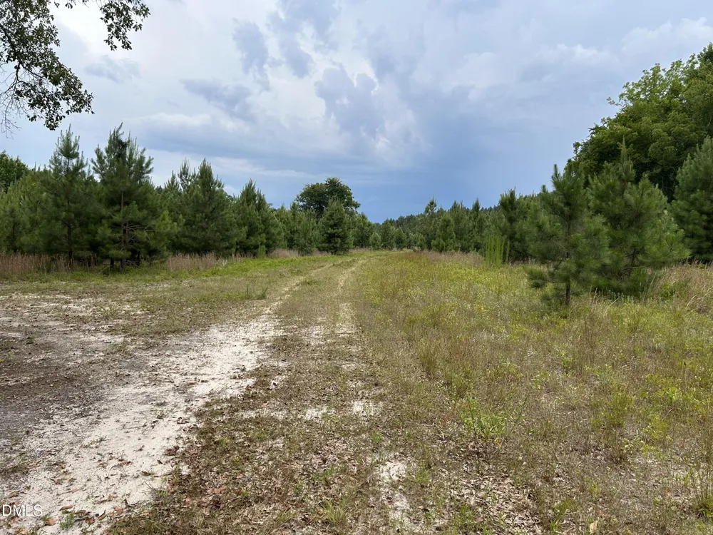 0000 Autrytown Road Elizabethtown, NC 28337