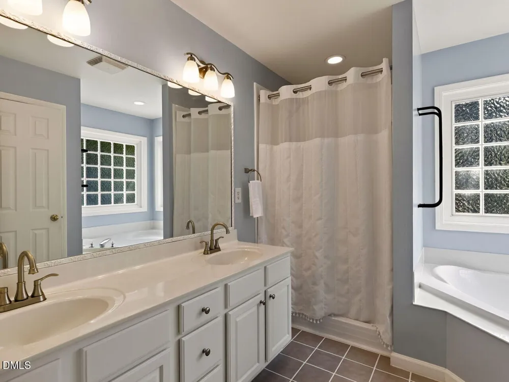 3220 Orchestra Court Apex, NC 27539
