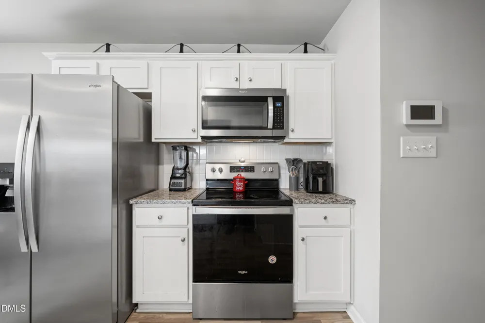 75 Falling Leaf Lane Benson, NC 27504