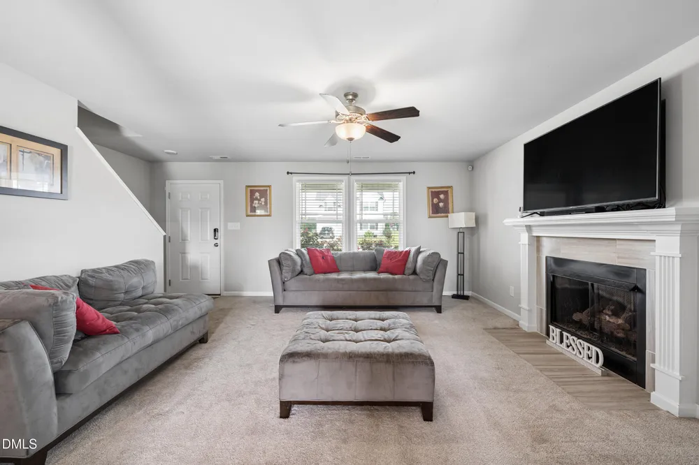 75 Falling Leaf Lane Benson, NC 27504