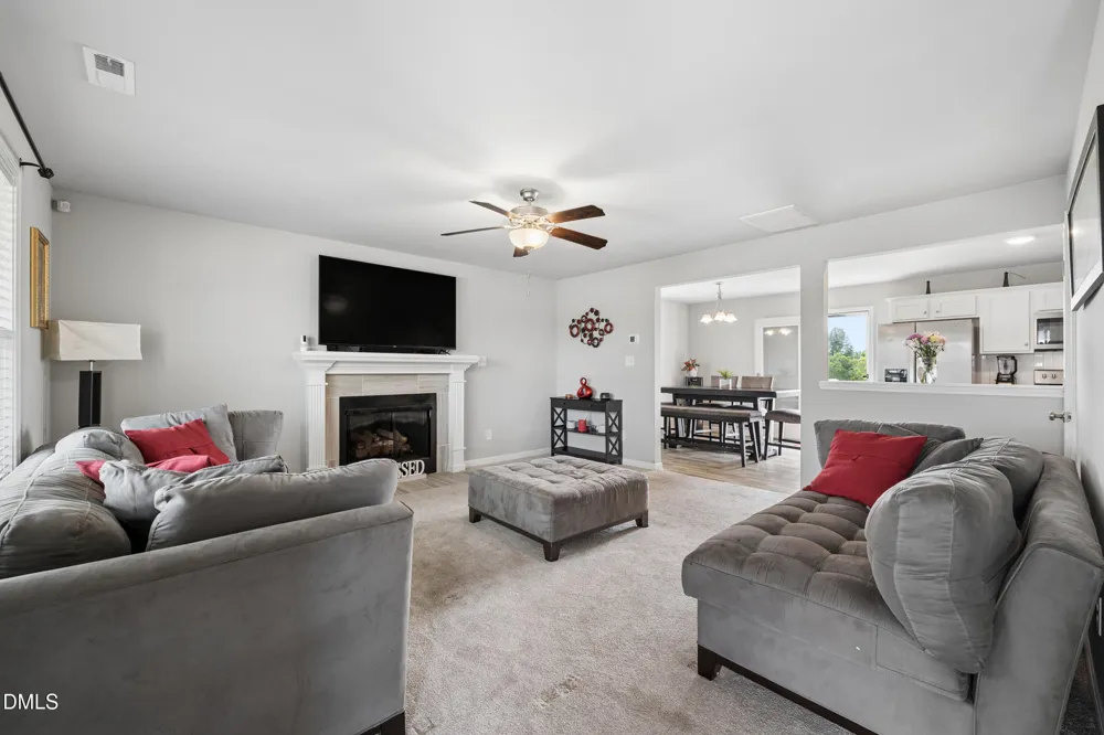 75 Falling Leaf Lane Benson, NC 27504